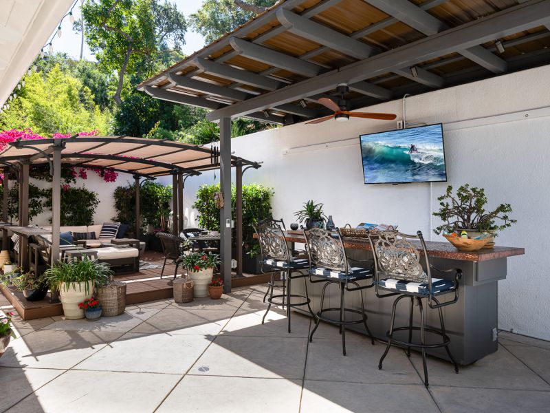 outdoor living design Studio City