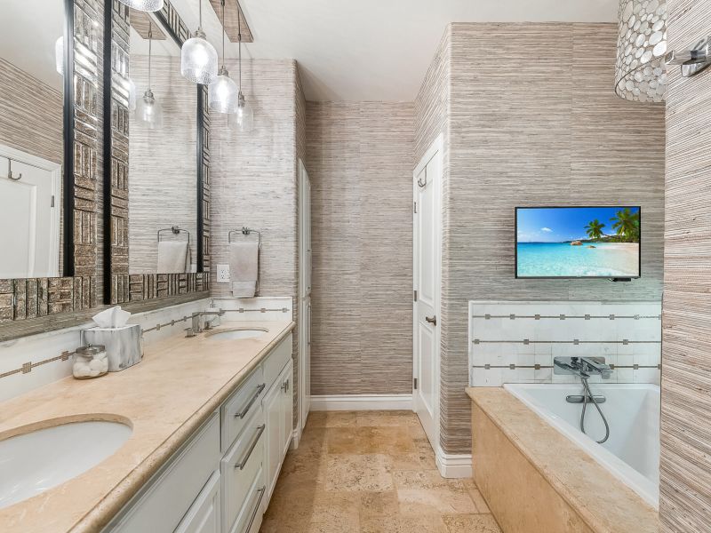 bathroom design Studio City